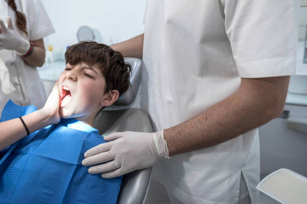 Best Pediatric Emergency Dentist in Washburn, IL